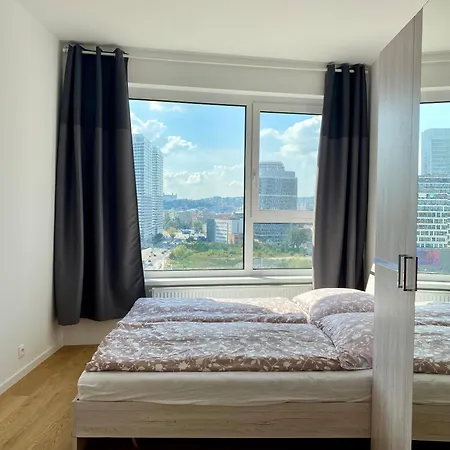 Luxury In Skyscraper With Parking *