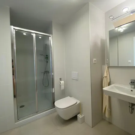Luxury In Skyscraper With Parking *
